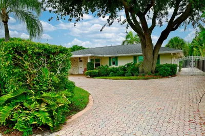 129 Alhambra Place 1