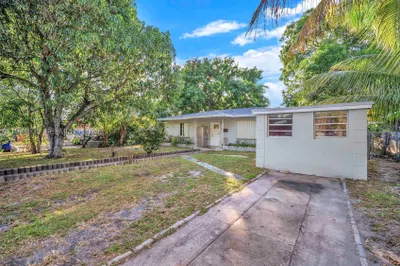 16234 NE 9th Ct 1
