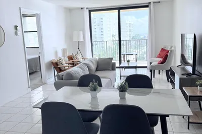 801 N Ocean Boulevard #802 1