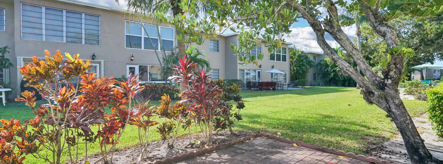 Just Listed | 13916 Via Flora #A