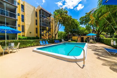 483 N Pine Island Road #301C 1
