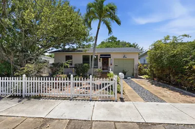 512 SW 15th Street 1