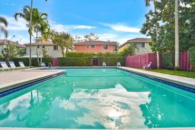 61 NW 110th Avenue 1