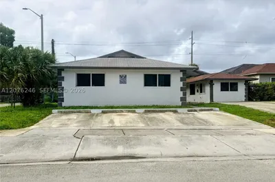 2500 Franklin Dr 1