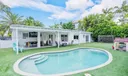 220 Hampton Ln Photo