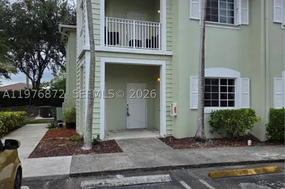 2630 NE 3rd Dr #101 1