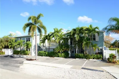 57 NE 24th St #63B 1