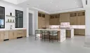 88 W Riverside Drive Photo