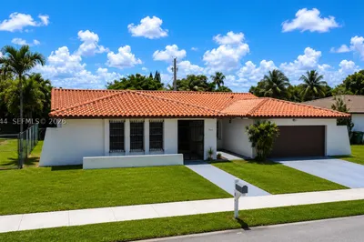 1330 SW 126th Pl 1