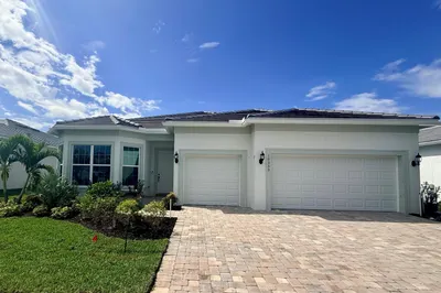 10350 SW Highpointe Drive #112 Ashby 1