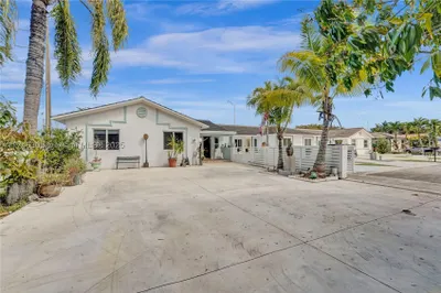 881 SW 137th Ct 1