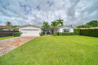 8731 SW 54th St 1
