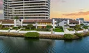 100 Lakeshore Drive #L6 Photo