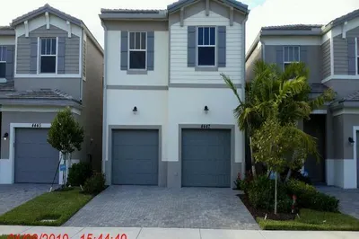 4447 NW 48th Terrace 1