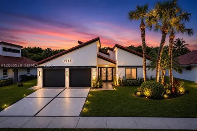 1543 SW 1st Ave 1