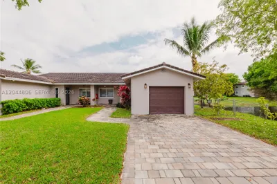 11320 NW 35th Ct #B 1