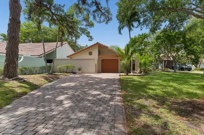 2100 NW 16th Street 1