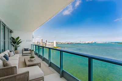 1331 Brickell Bay Dr #2805 1
