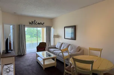 2100 Greenview Shores Boulevard #511 1