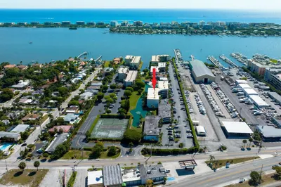 300 Waterway Drive S #405 1