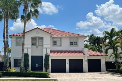 11118 NW 67th St 1