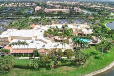 5842 Crystal Shores Drive #302 1