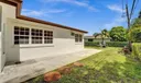 2613 E Sutton Dr Photo