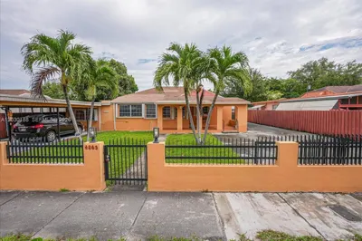4263 NW 5th St 1