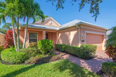 241 11th Square Sw 1