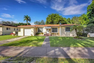 815 Mariana Ave 1