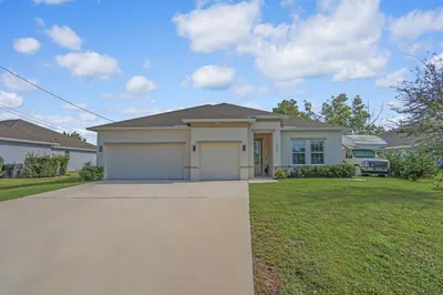 6579 NW Omega Road 1