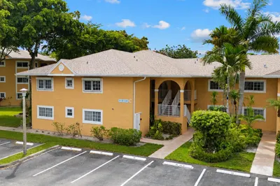 811 SE 4th Avenue #C103 1