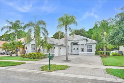 575 SW Romora 1