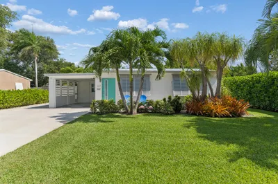 127 SW 10th Avenue 1