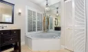 6 Pineapple Lane Photo