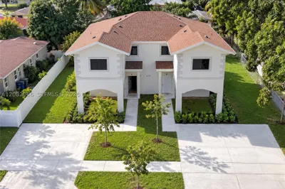 1152 NW 115 1