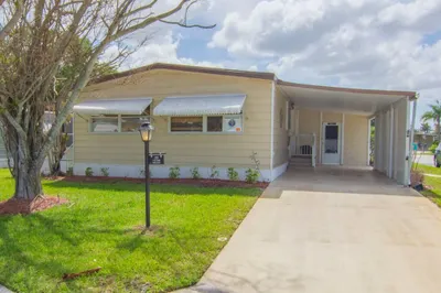 225 Forrest Court