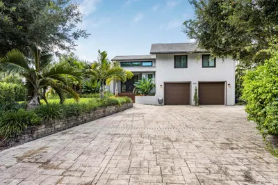 2640 SW 29th Way 1