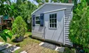 20 Windsor Road E Photo