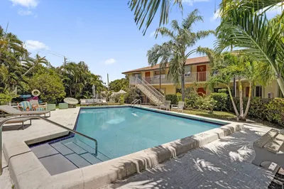 1250 Miami Road #11 1