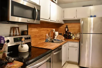 1800 Sans Souci Blvd #312 1