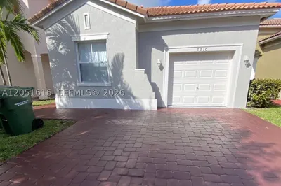2210 NE 37th Rd 0 1