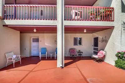 2601 Boundbrook Boulevard #103 1