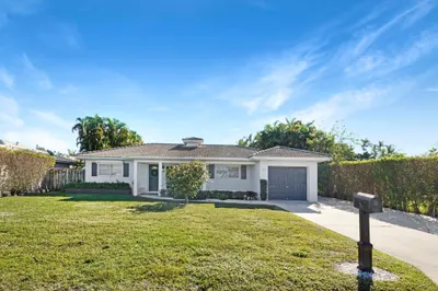 216 NE 31st Street 1