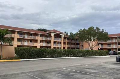 6900 SW 39th Street #308j 1
