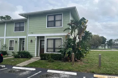 796 HILL Drive #A 1