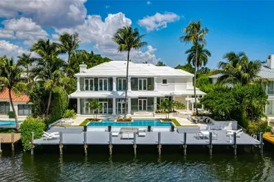 2024 Sunrise Key Blvd 1