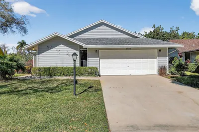 13196 SE Point O Woods Court 1