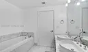 244 Biscayne Blvd #2802 Photo
