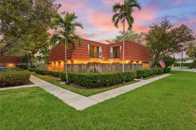 752 NW 98th Way 1